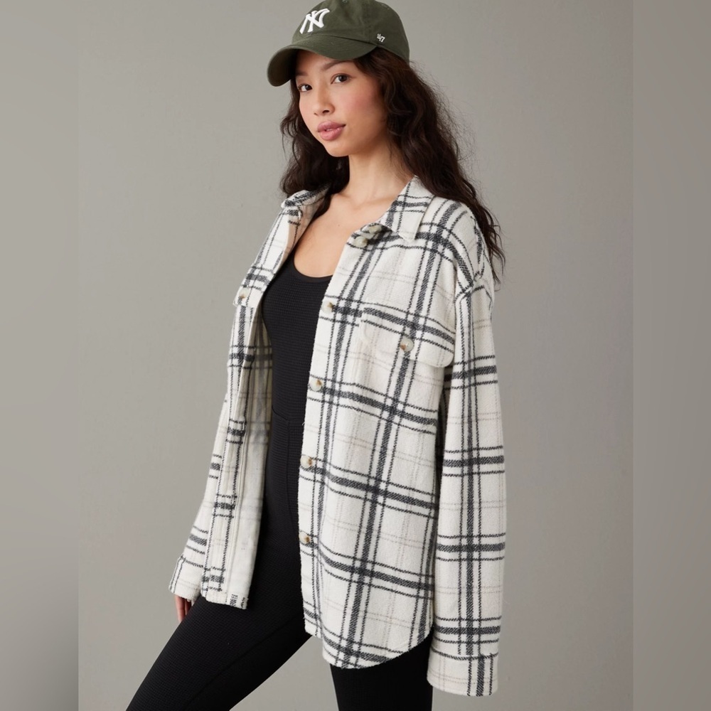 AE Oversized Plaid Fleece & Love Shacket XL
